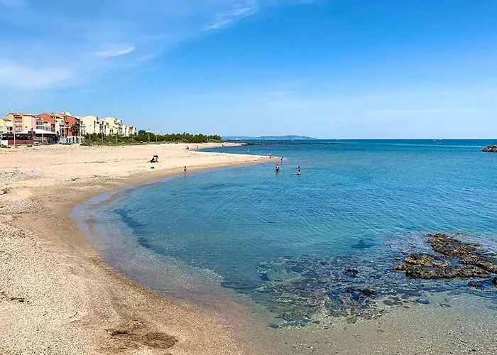 Studio Renove 200 M De La Plage Avec Parking Prive